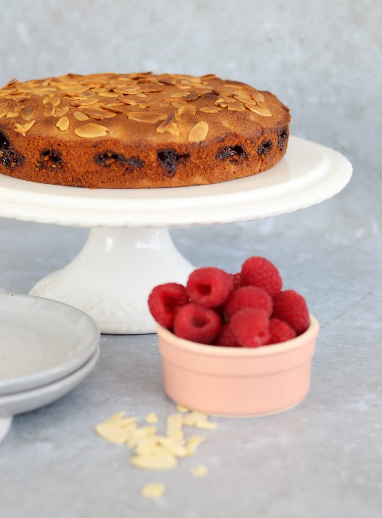 Raspberry Bakewell Cake – Curly's Cooking