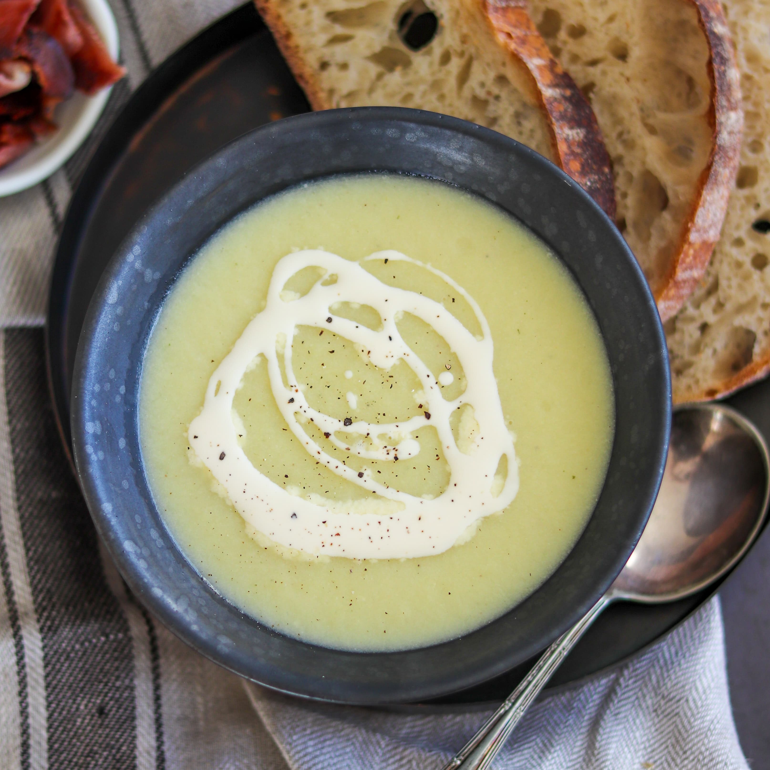 Leek & Potato Soup (Soup Maker) Curly's Cooking