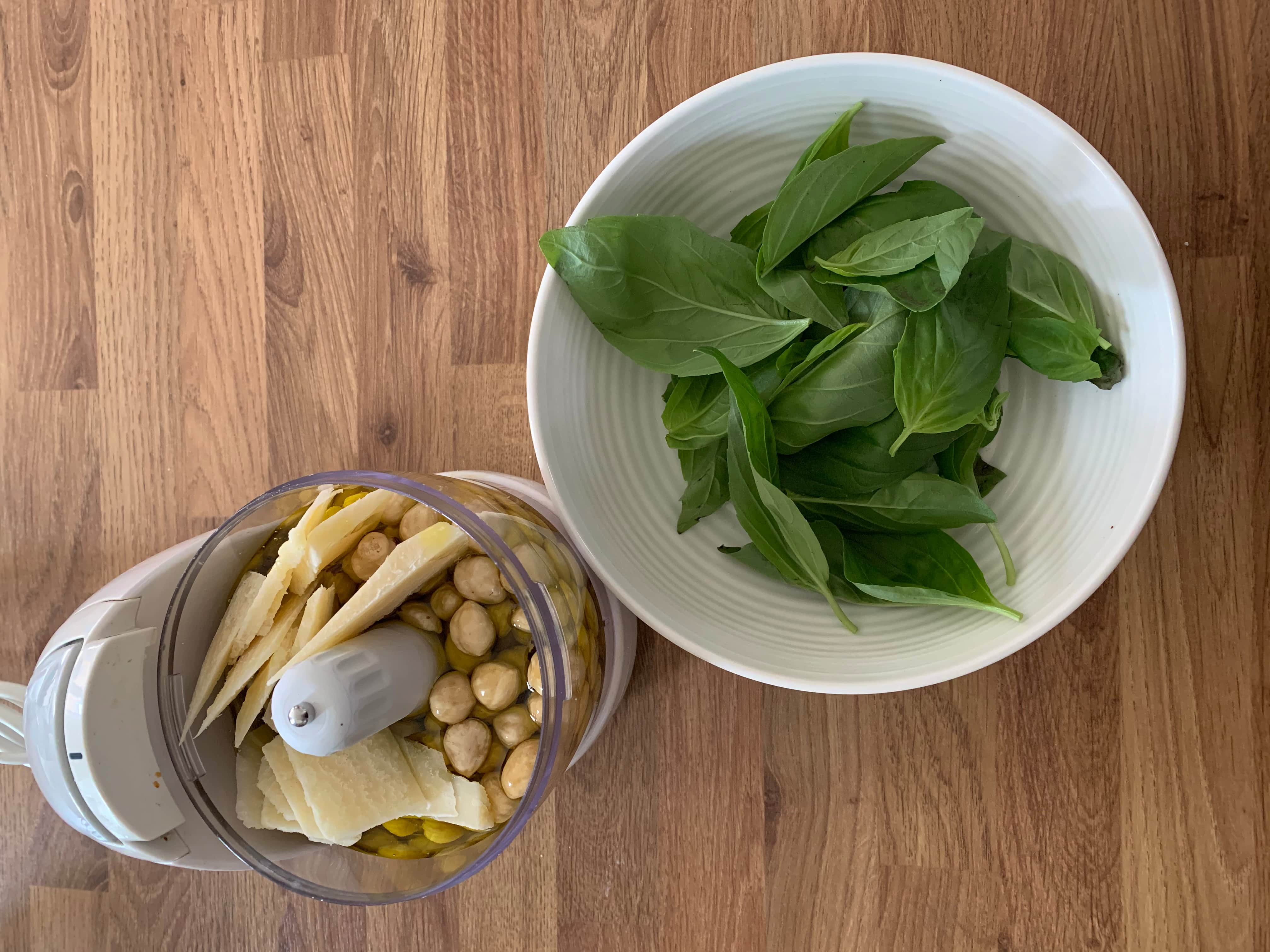 Hazelnut Pesto – Curly&amp;#39;s Cooking