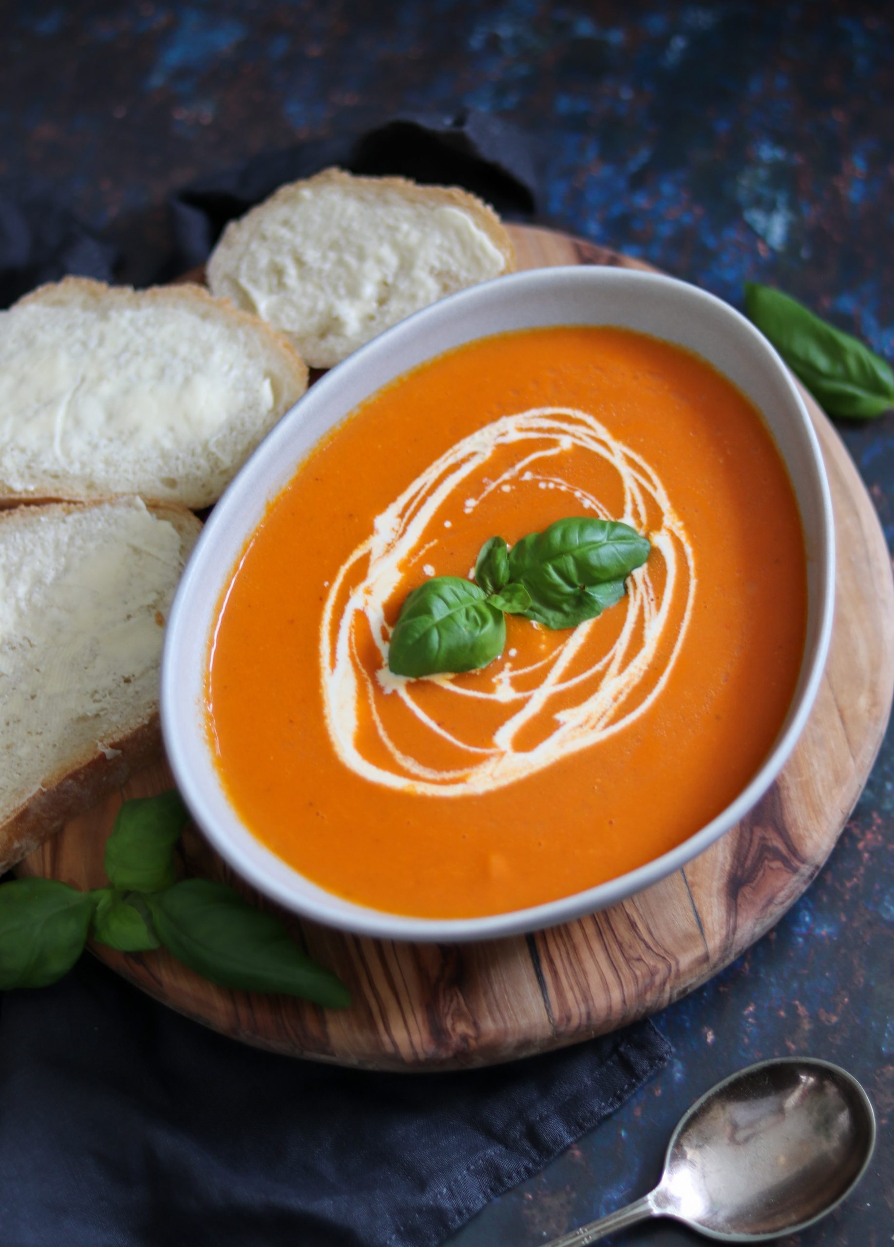 Review of the Philips Soup maker + Giveaway + Recipe for Tomato-Red Bell  Pepper Soup