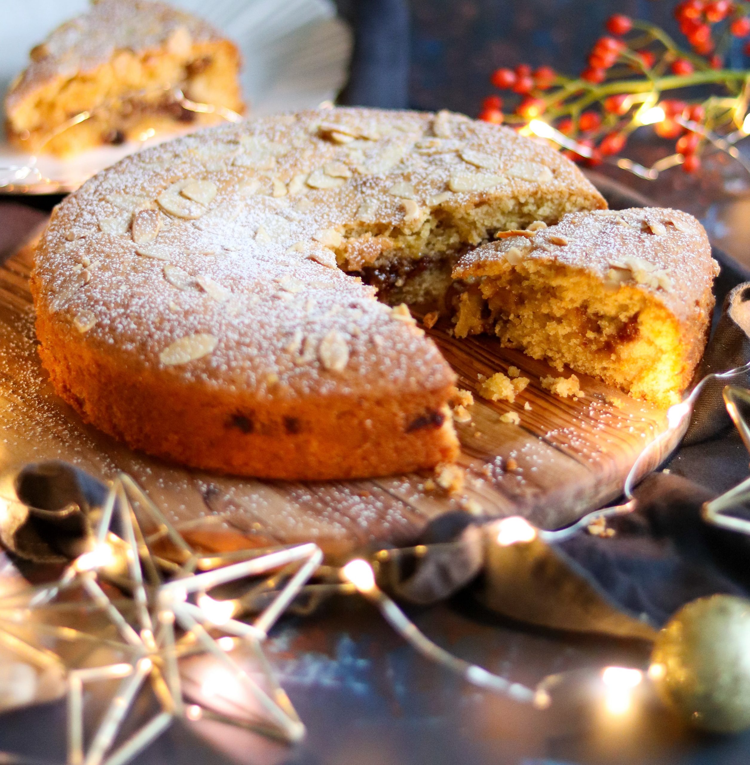 Mincemeat &amp; Almond Cake-image
