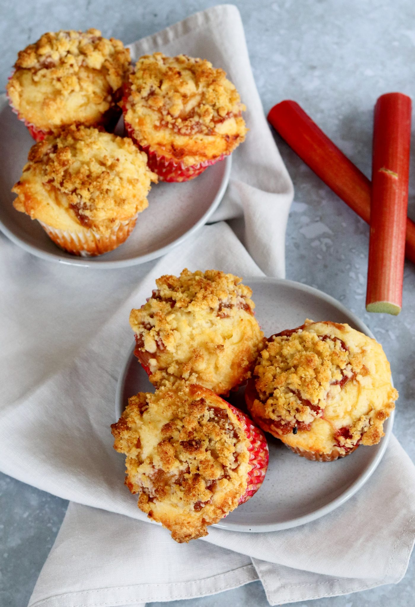 Rhubarb Crumble Muffins Curly s Cooking rhubarb-crumble-muffins-curly-s-cooking