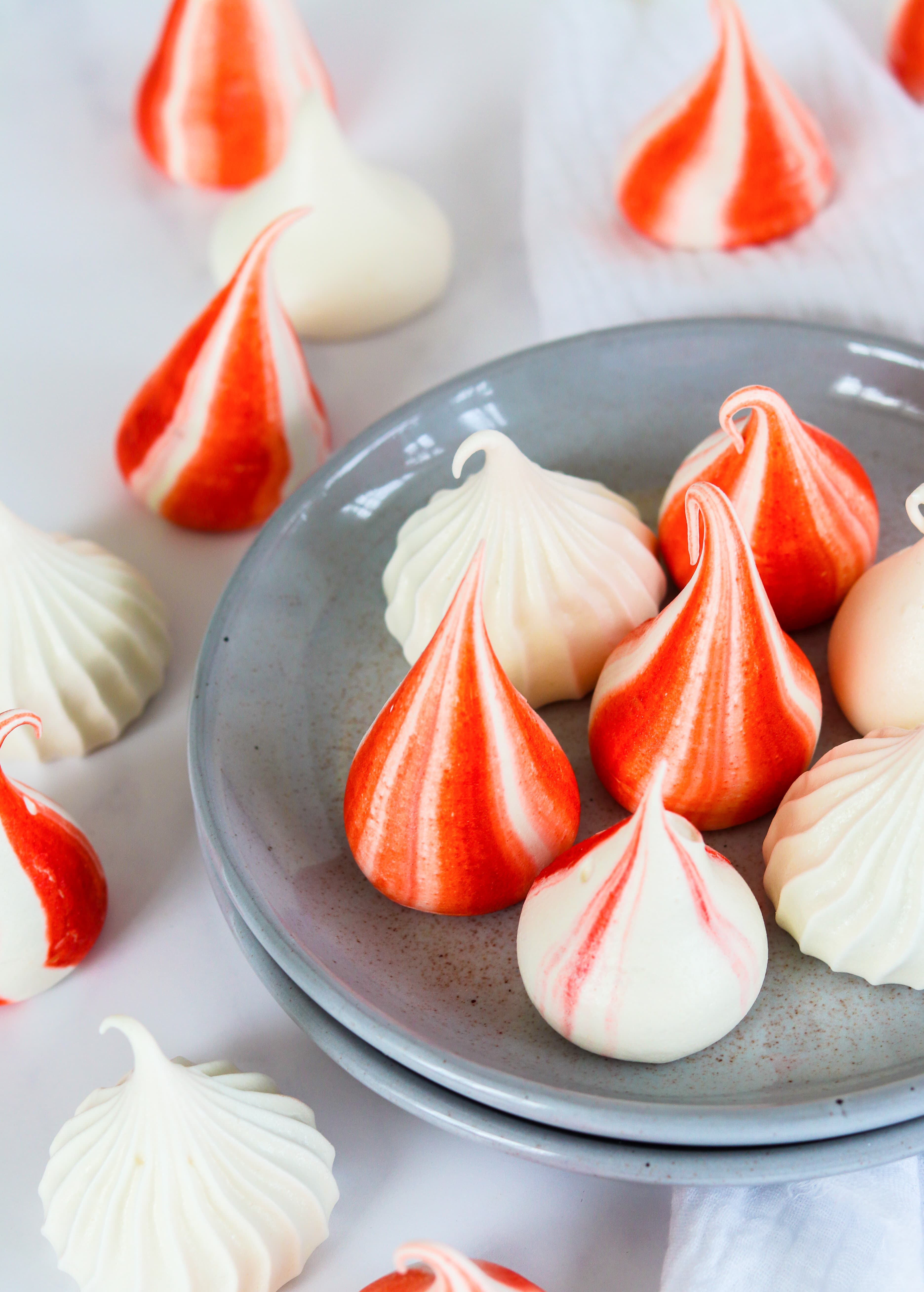 Meringue Kisses Curly's Cooking