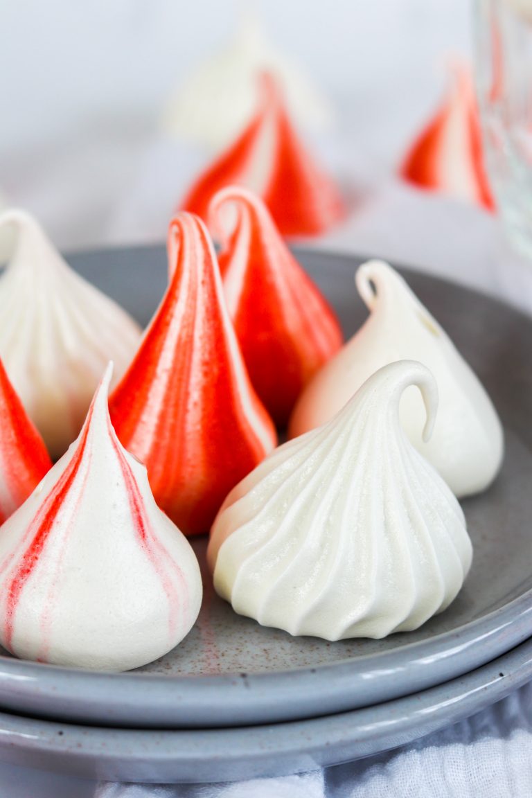 Meringue Kisses Curly's Cooking