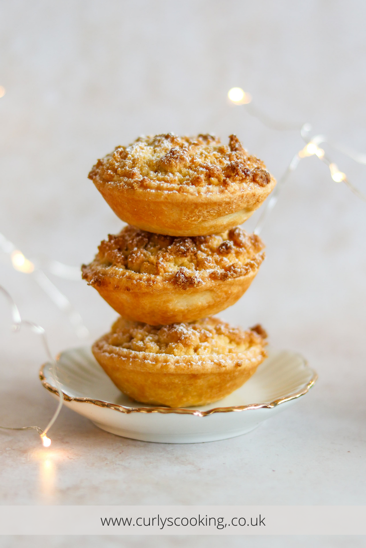 Crumble Topped Mince Pies Curly's Cooking