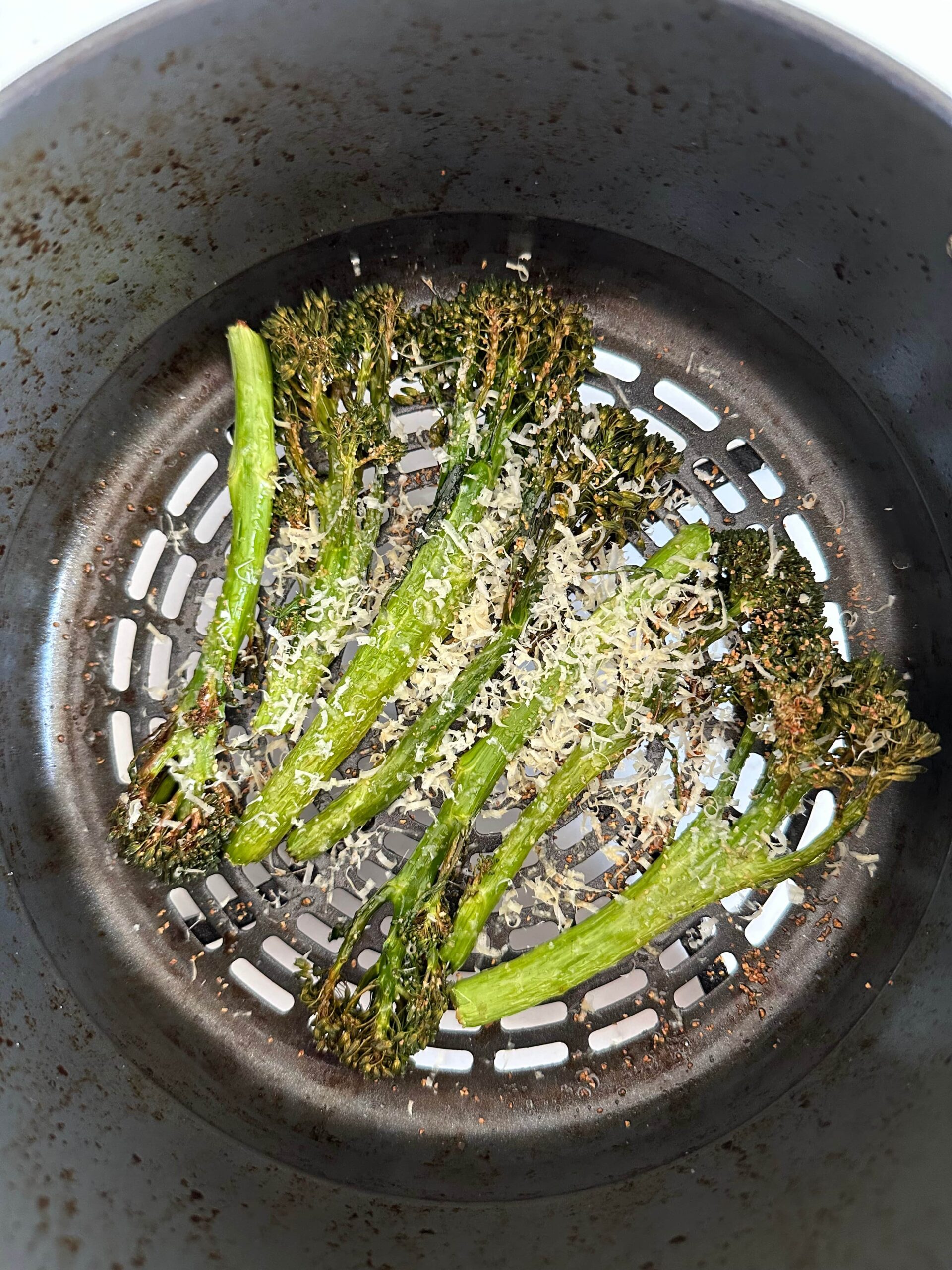 https://www.curlyscooking.co.uk/wp-content/uploads/2023/01/Air-Fryer-Parmesan-Tenderstem-Broccoli-3-scaled.jpg